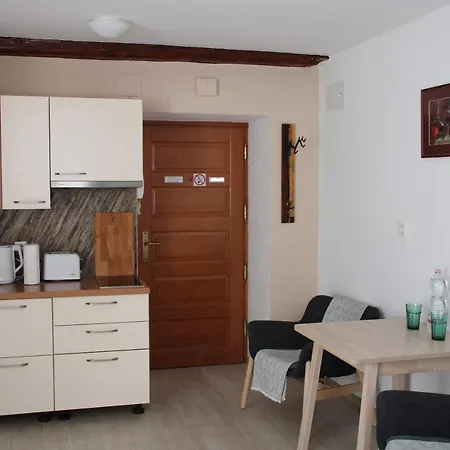 Pink House Apartment